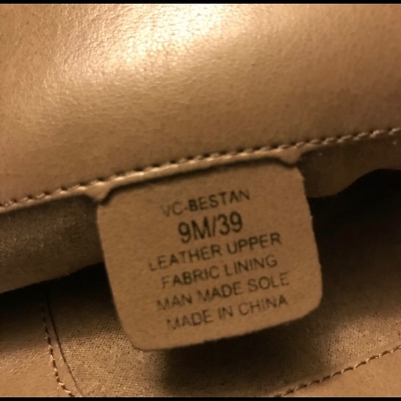 Boots - Picture 3 of 6